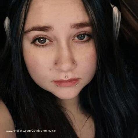 MommieVixie avatar