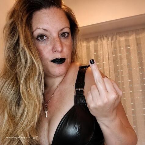 GODDESS GISELLE 25 avatar