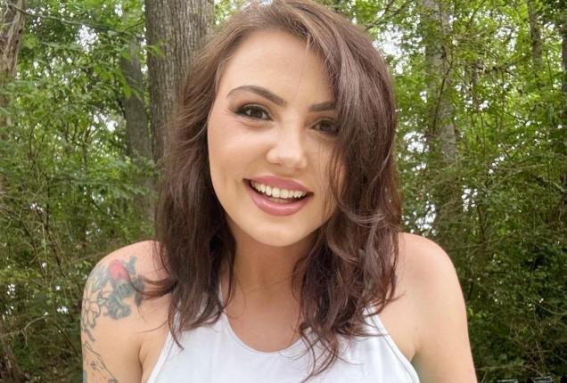 Selfies at the park 📸 - CoyWilder Official Photos | www.Loyalfans.com