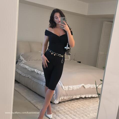 Findom Brat Blair avatar