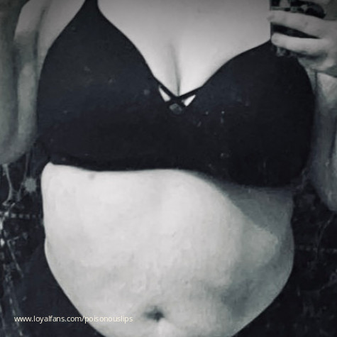 Poisonous Lips avatar
