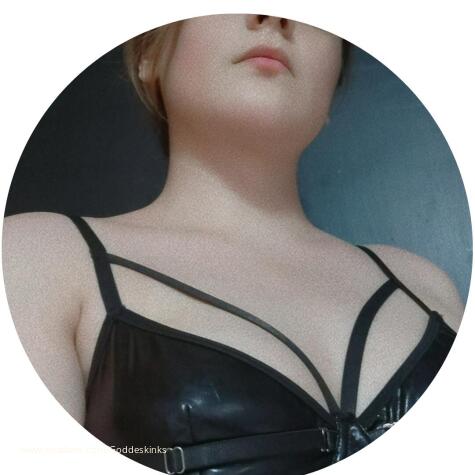 Mia Kinks avatar