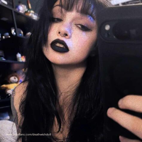 DeathwishdollxKat avatar