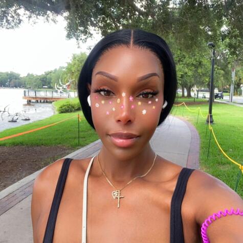 Ivanka Rhodes avatar