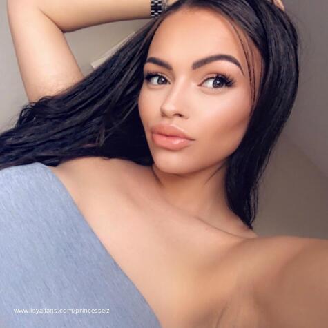 PrincessElz avatar