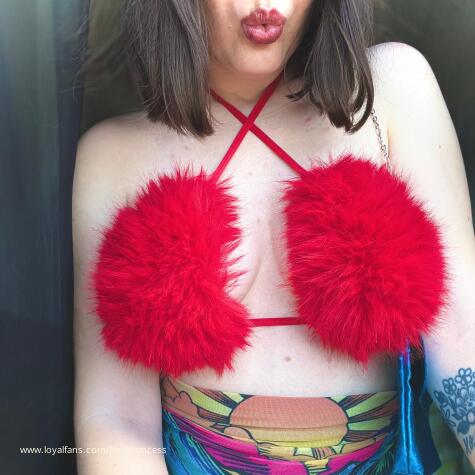 alien Princess avatar