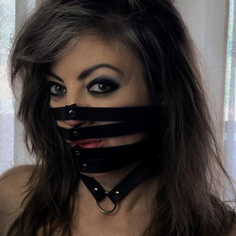 SuccubQueenNaamah avatar