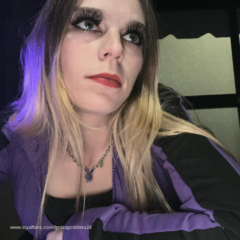 GoldaGoddess24 avatar