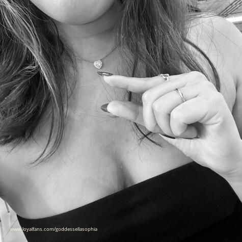 Goddess Ella Sophia avatar