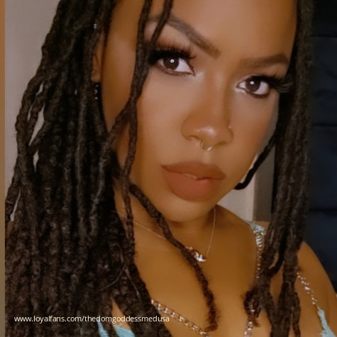 Thedomgoddessmedusa avatar