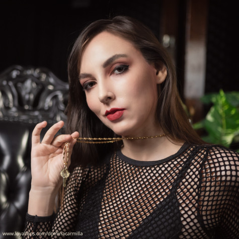 Domina Carmilla  avatar