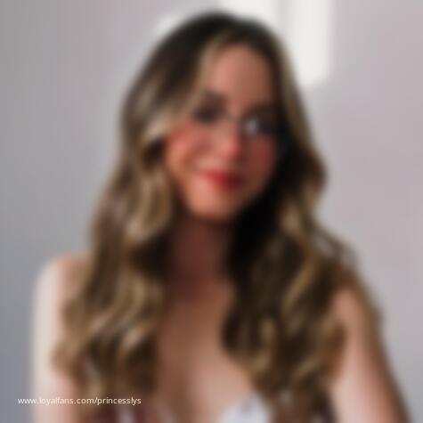 thegoddesslys avatar