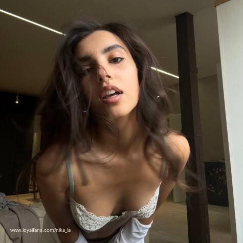 Lady Nika La avatar