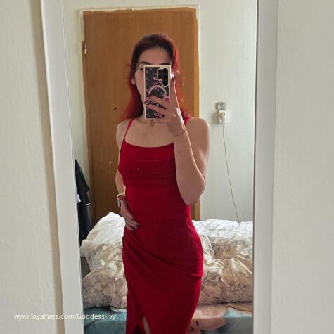 Ivy Findomme avatar