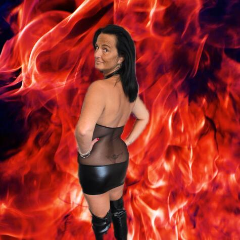 RAVEN RAINES avatar