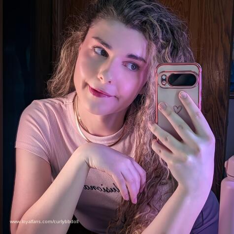 Princess Omnia Trans Findom Femdom avatar