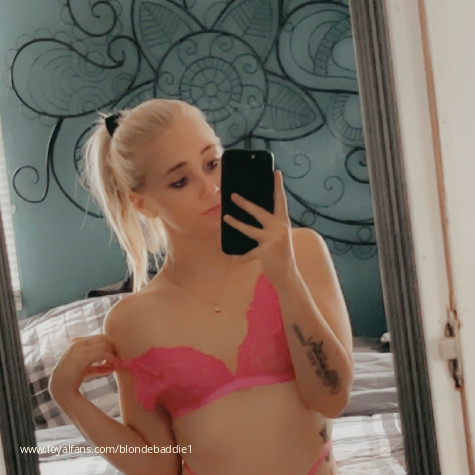 Blondebaddie avatar