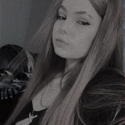 SeducedByVanna avatar