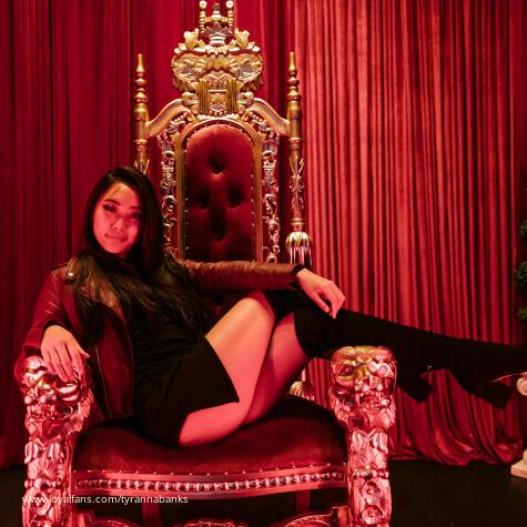 worship Tyranna the Findom Tyrant avatar