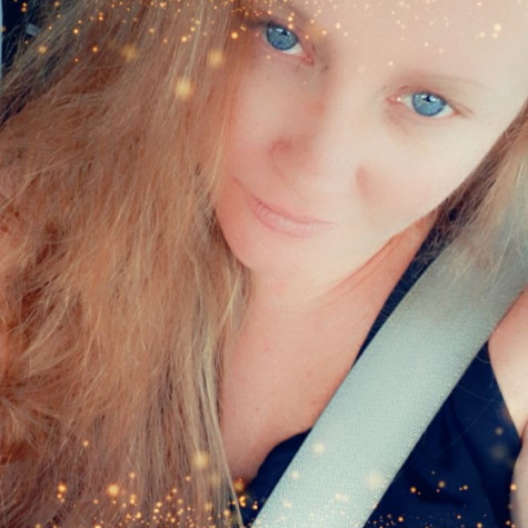 Courtneyrose420 avatar