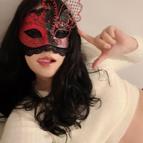 Your Lady Rhea avatar