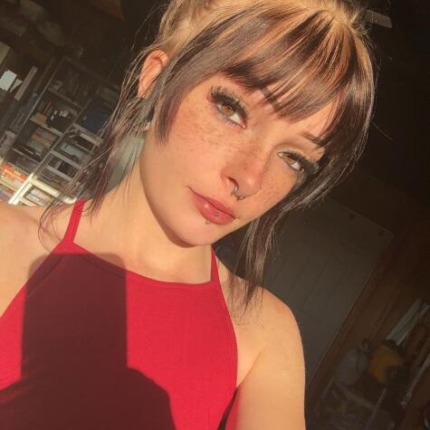 DeadGirl666 avatar