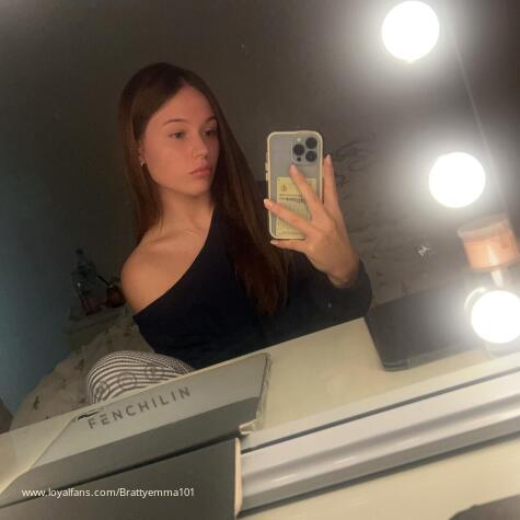 Miss bratty Emma  avatar