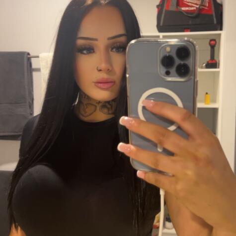 Bratty_Kita avatar