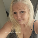 Lonely Lioness avatar