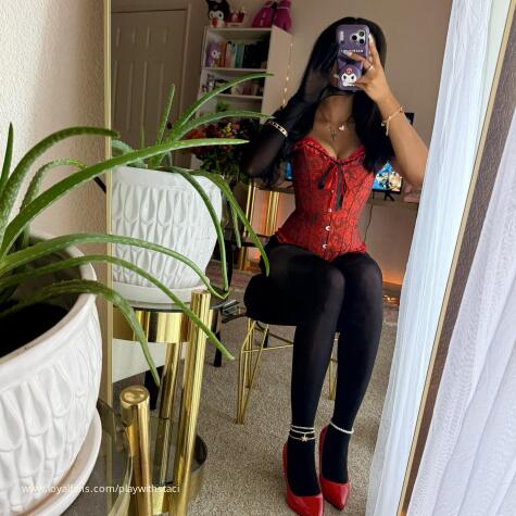 Mistress Staci Findom Goddess avatar