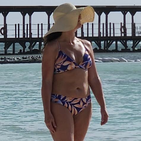 Yourhotmilf77 avatar