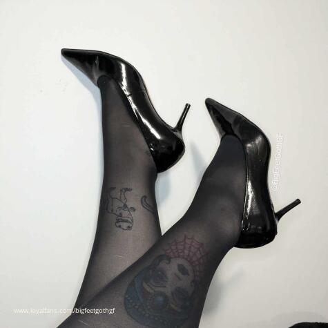 BigFeetGothGF avatar