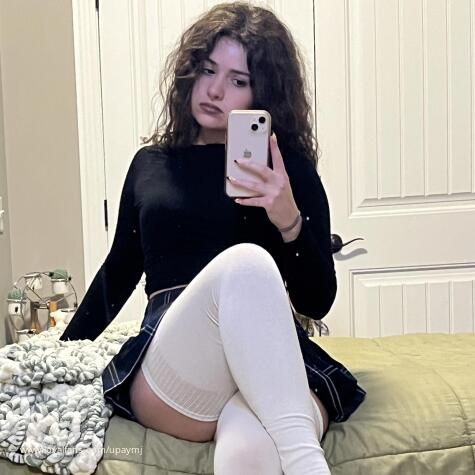 Princess Mari Findom Femdom avatar