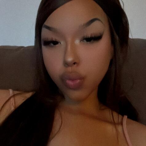 YourQueenMaddie avatar