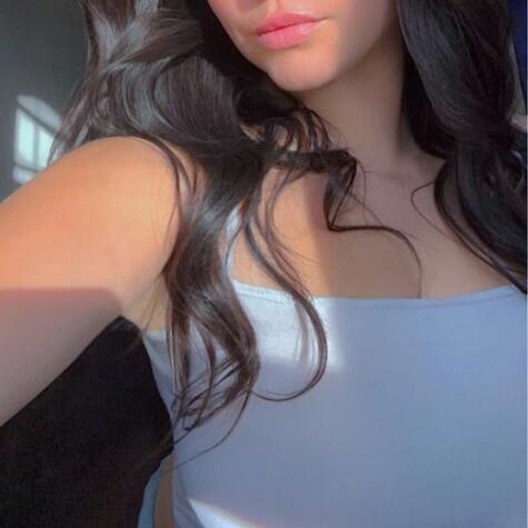 Emilia Jade avatar