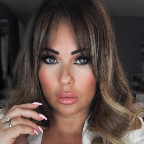 Pamela milf avatar