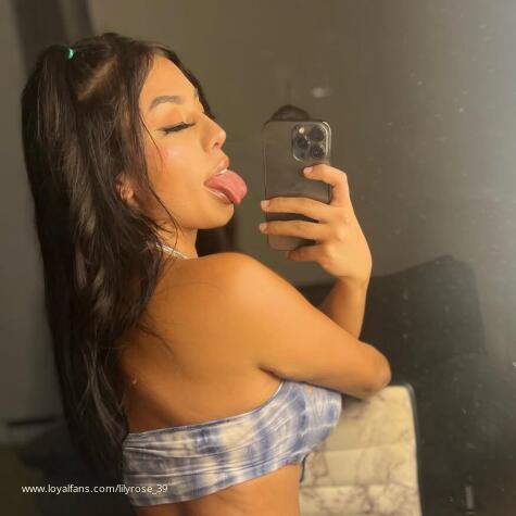 Aliyah131778201 avatar