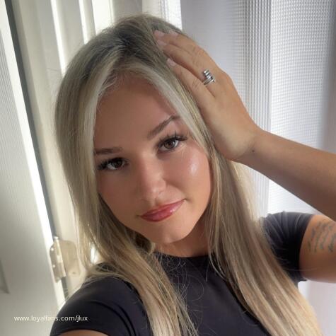 Jlux  avatar