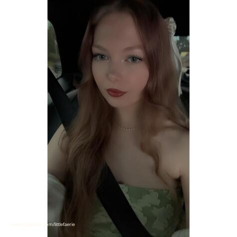LittleFaeriee avatar