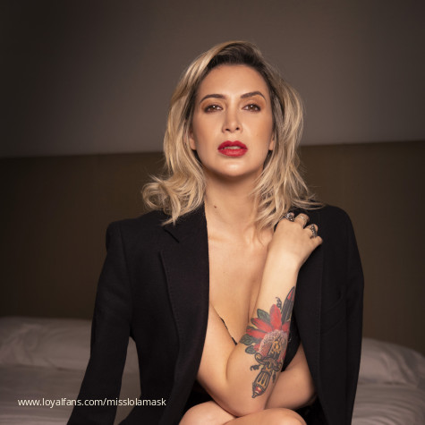 Miss Lola Mask avatar