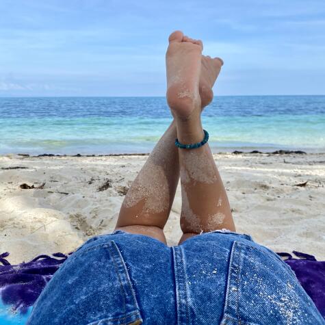 Brat on the Beach avatar