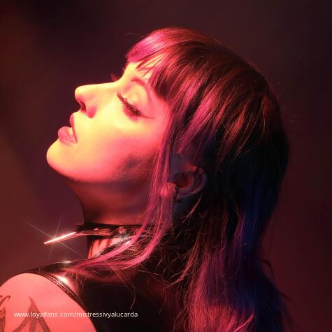 Mistress Ivy Alucarda avatar