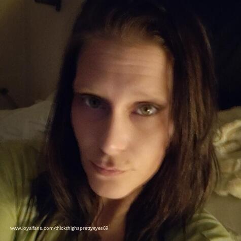ThickThighsPrettyEyes69 avatar