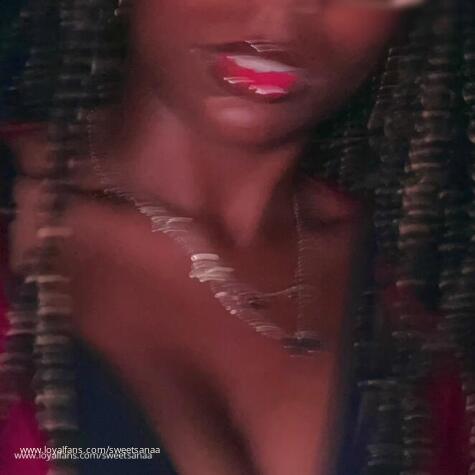 SweetSanaa avatar