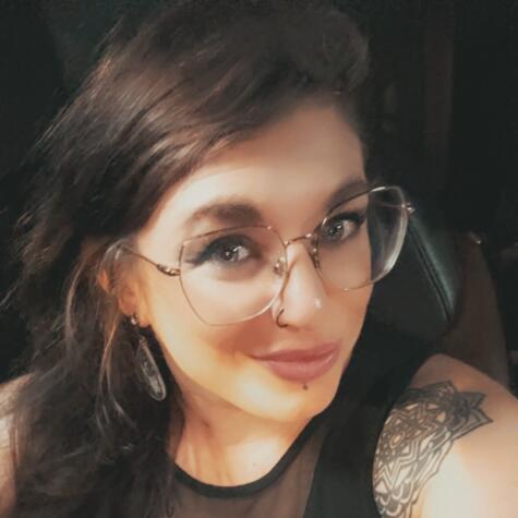 BlueEyedEmoDoll avatar