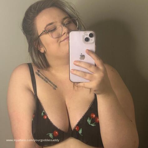 YourGoddessAddy avatar