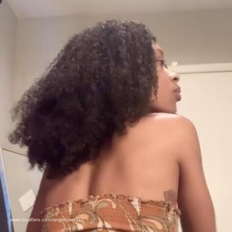 AngelSoles222 avatar