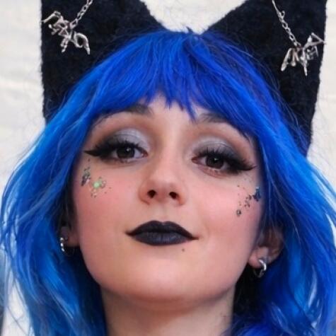 hottie gothie avatar