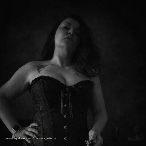 Mistress_Artemis avatar