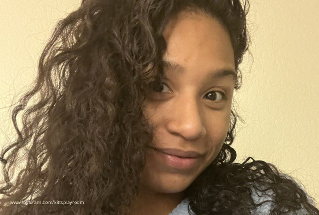 👀 - Kitt Lacey Official Photos | www.Loyalfans.com